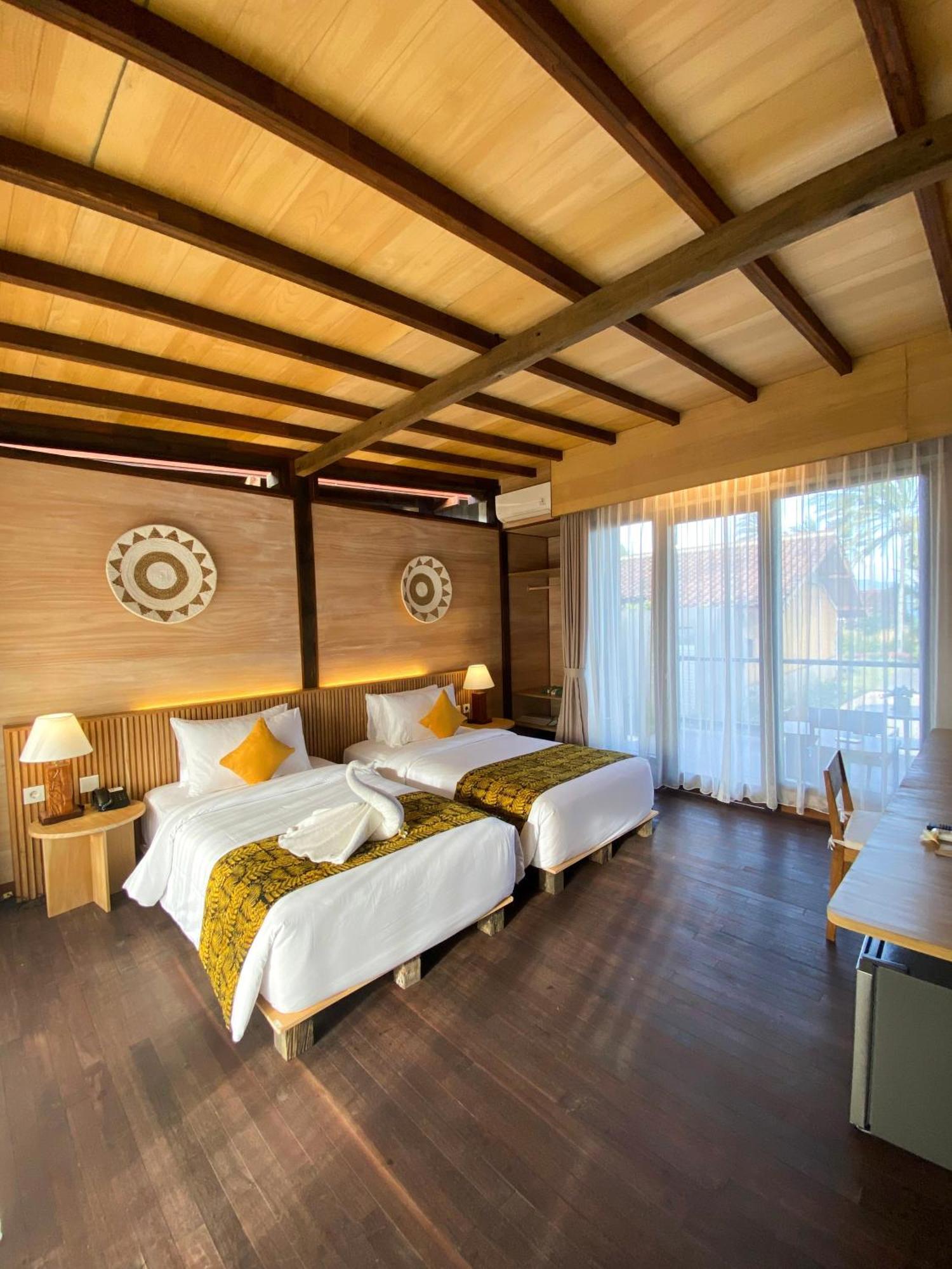 Villa So Long Banyuwangi - Ijen Экстерьер фото